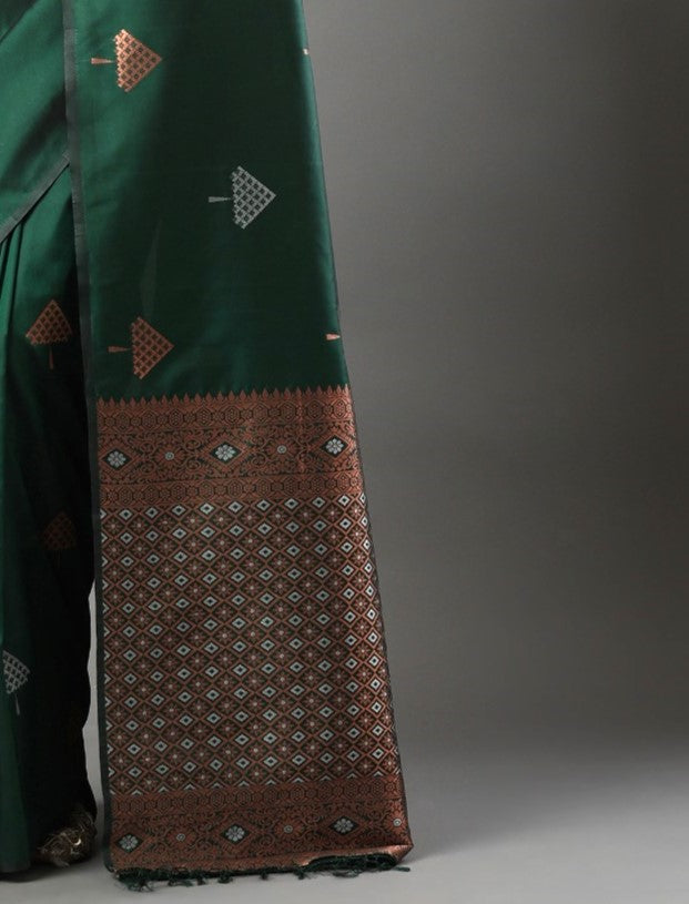 Classic Green Woven Banarasi Silk Saree